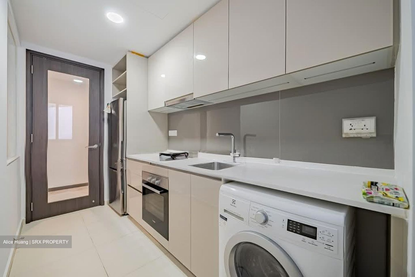 Lake Grande (D22), Condominium #557580251